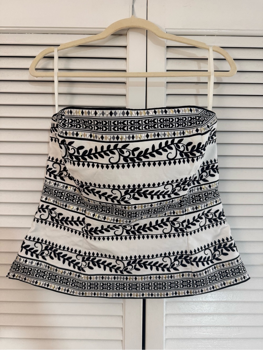 White House Black Market Black and White Strapless Printed Peplum Top